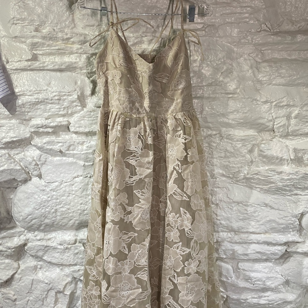 En Saison Cream Floral Maxi Dress